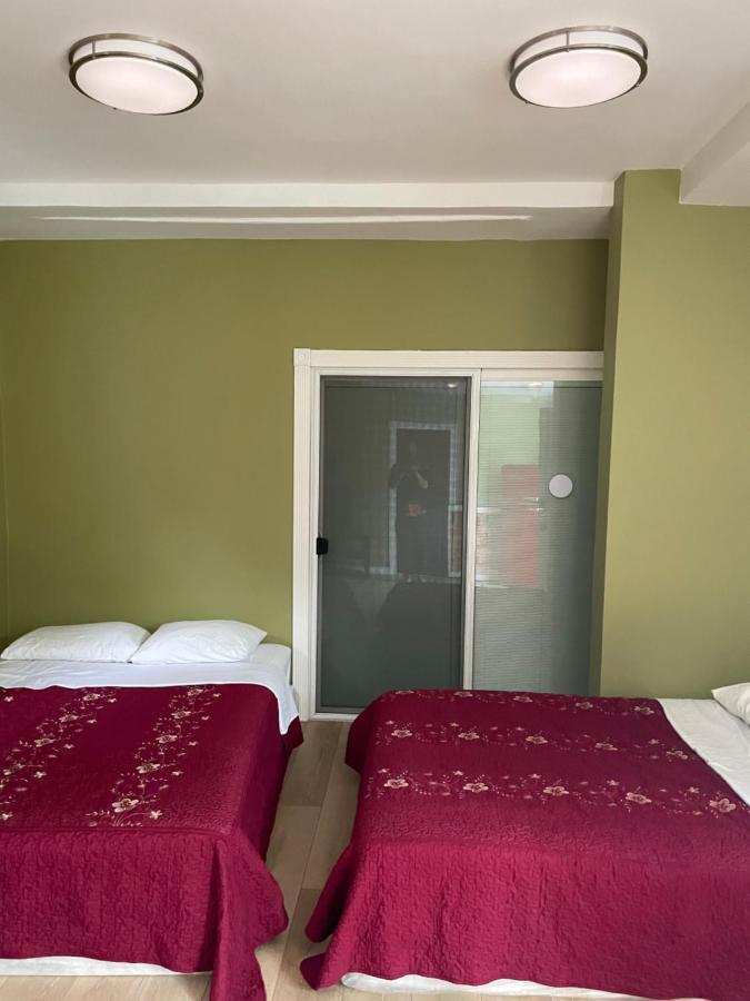 Private Room W/ Private Full Bathroom & Wifi & Ac & Shared Kitchen In Los Angeles Exterior foto